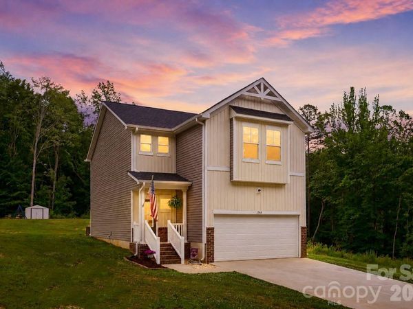 174 E Panther Creek Road, Troutman, NC 28166