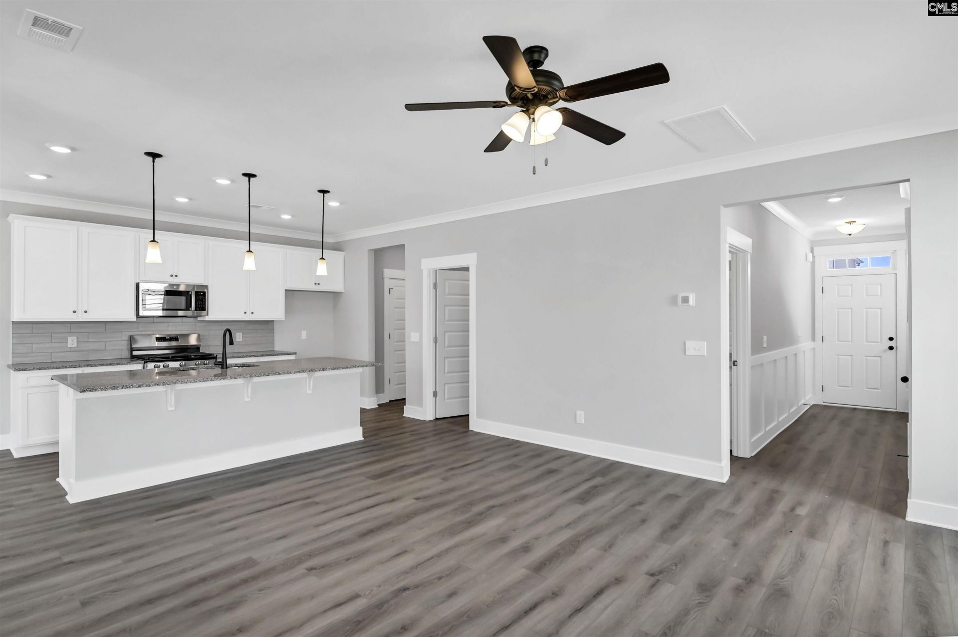 631 Thunder Gulch Avenue Photo 12