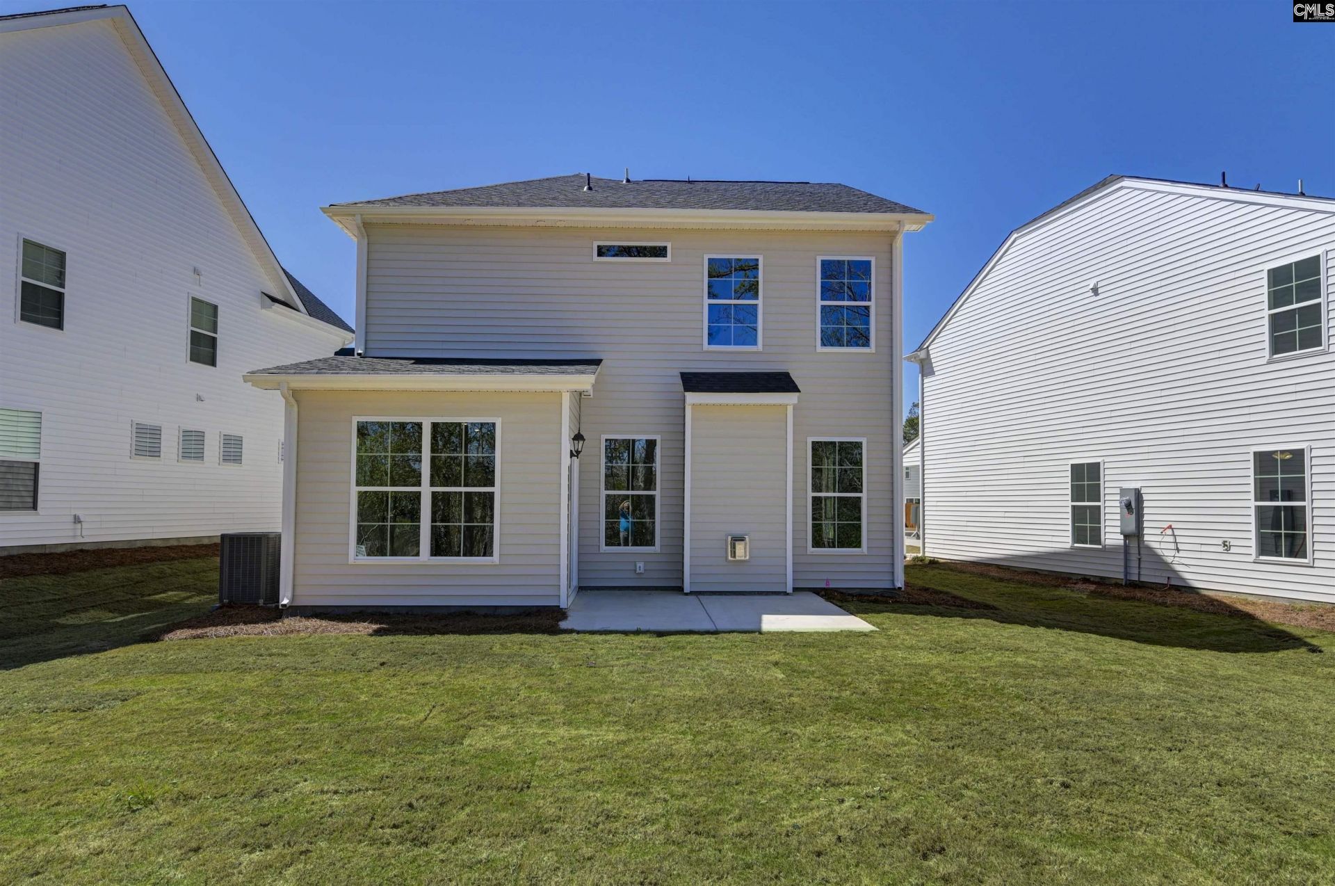 631 Thunder Gulch Avenue Photo 5