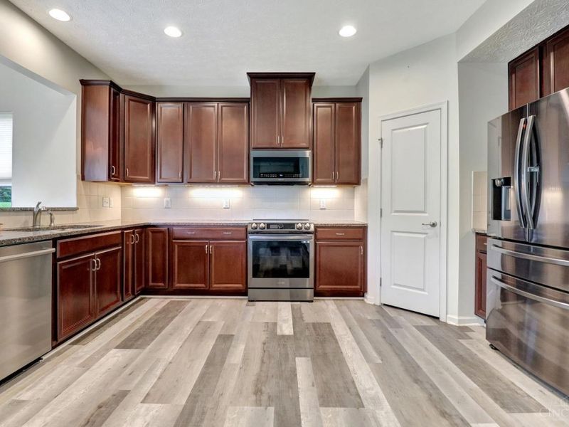 5100 River Ridge Lane, Fairfield Twp, OH 45011 Photo 8