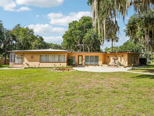 2936 LAKE JOANNA DRIVE , EUSTIS, FL 32726