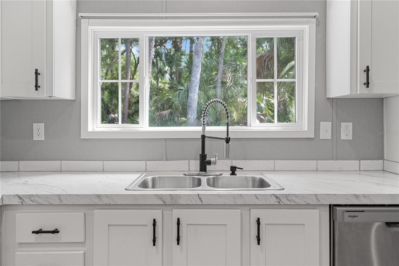 375 Sapp Street , Inglis, FL 34449 Photo