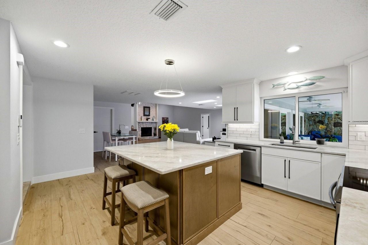 13867 Feather Sound Drive , Clearwater, FL 33762 Photo