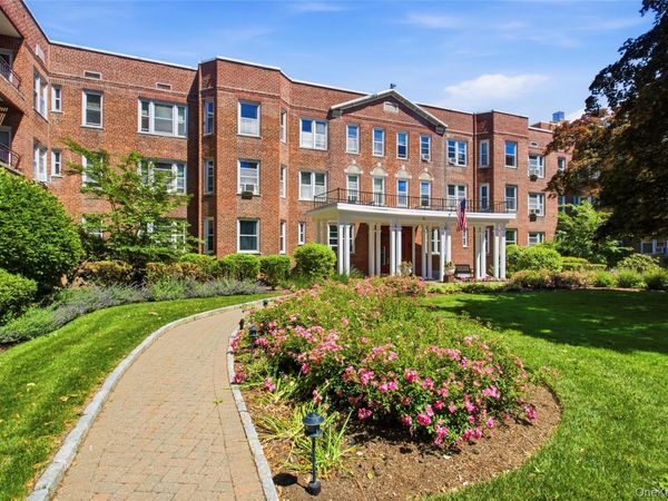 101 Old Mamaroneck Road , Unit 3D4, White Plains, NY 10605