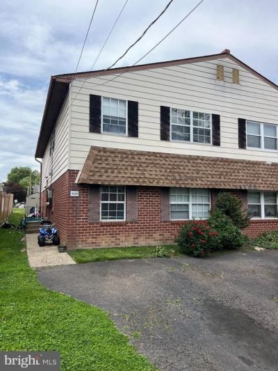 8118 Ryers Avenue, Philadelphia, PA 19111 Main Photo