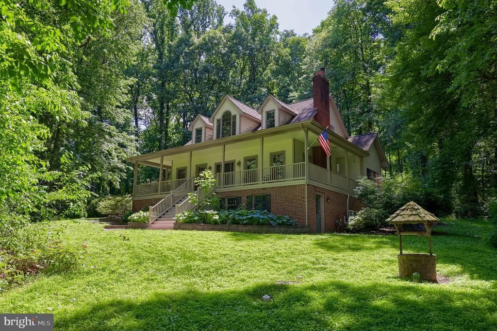 5800 BOSSLER ROAD, ELIZABETHTOWN, PA 17022