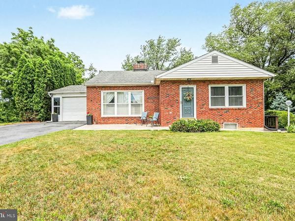 5016 IRENE DRIVE, HARRISBURG, PA 17112