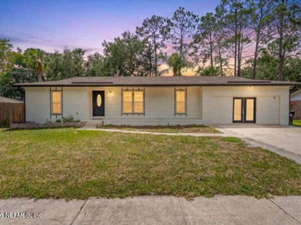 962 GROVE PARK Drive E, Orange Park, FL 32073