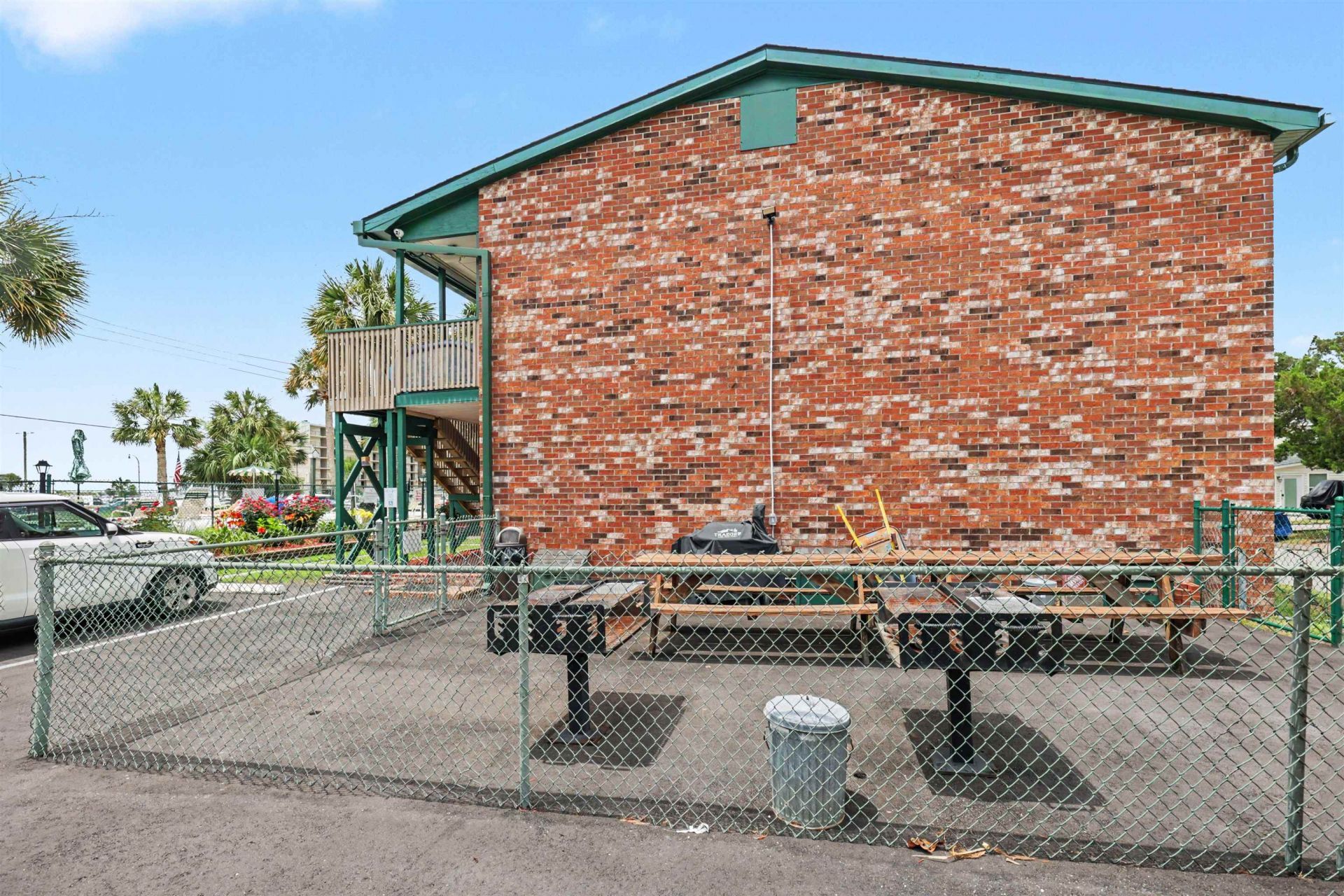 4516 Seaview St. Photo 24