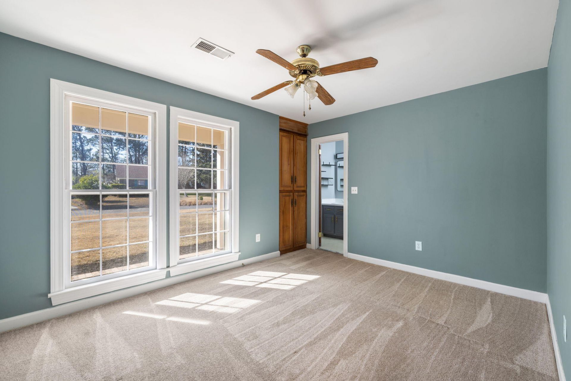 126 W Marion Road Photo 17