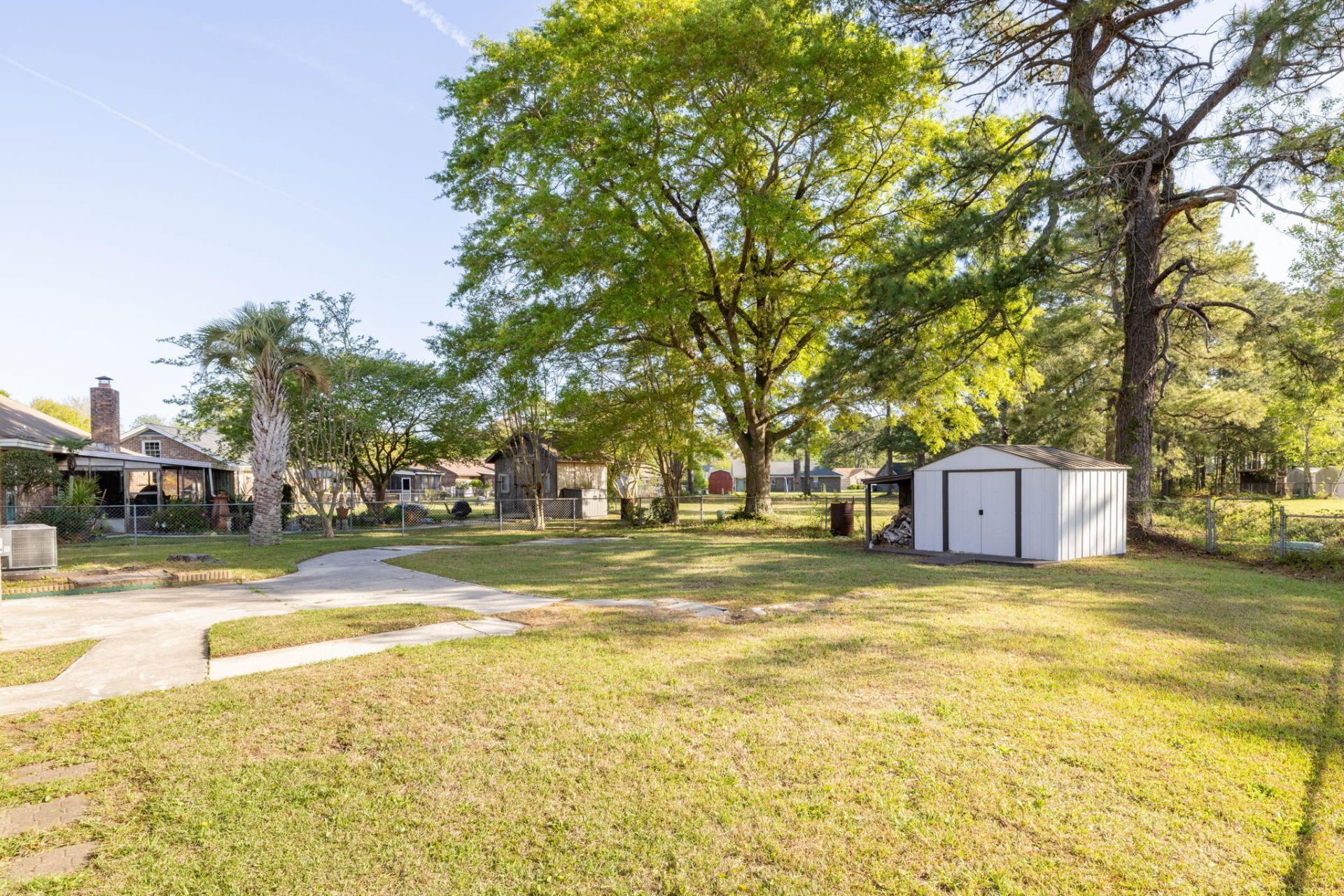 126 W Marion Road Photo 21