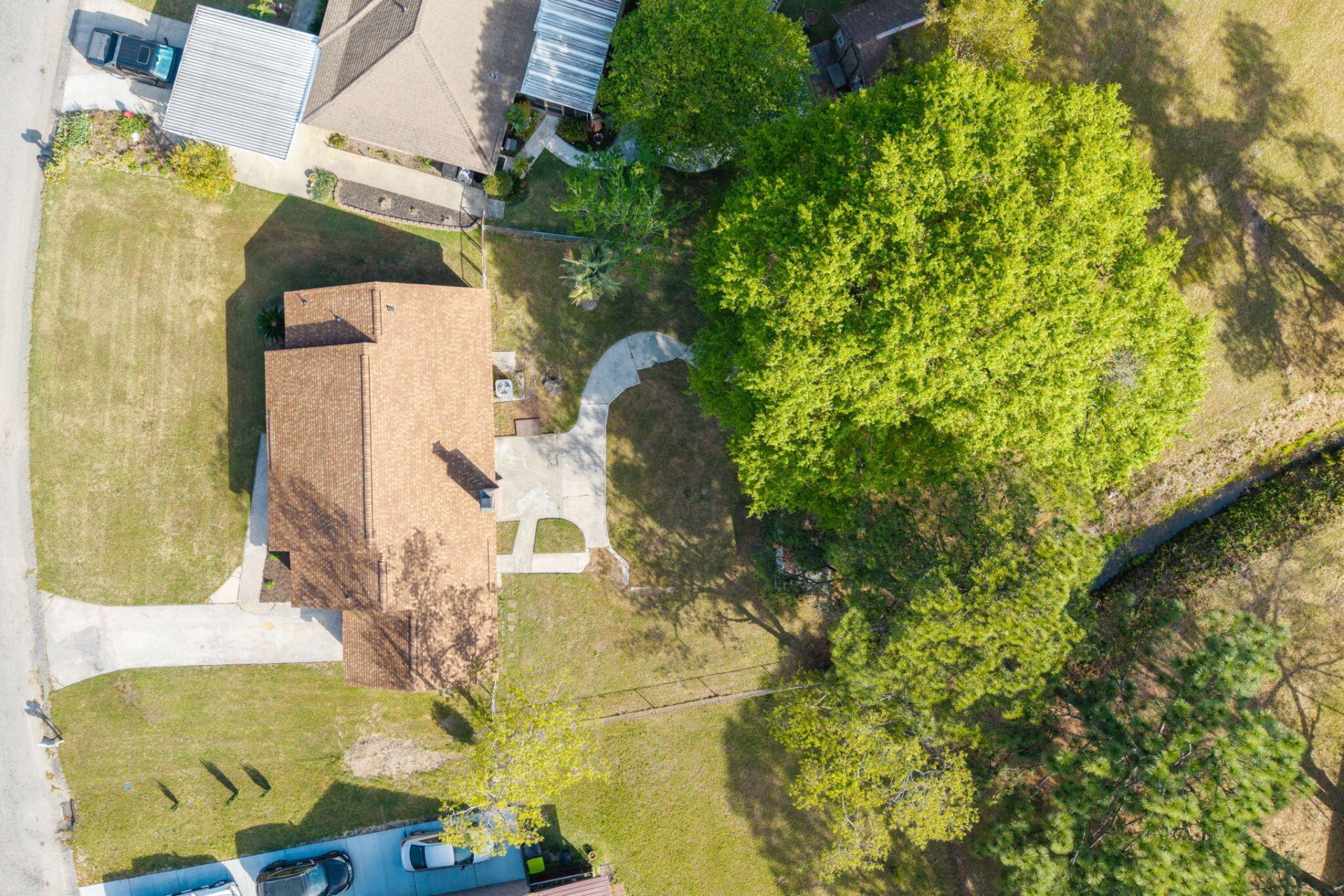 126 W Marion Road Photo 23