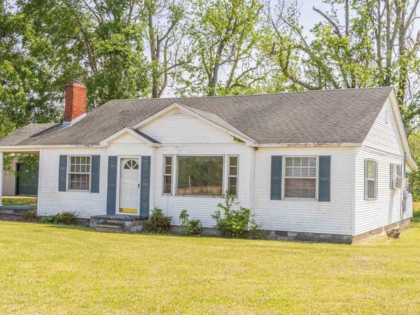 5208 HWY 57 HWY E, Michie, TN 38357