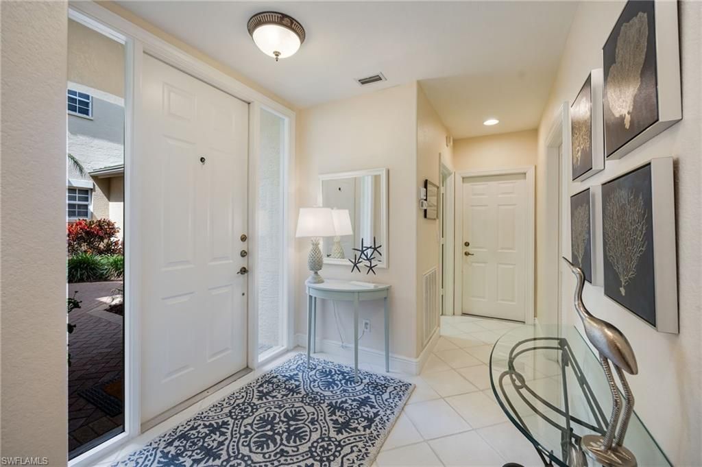 650 Vintage Reserve Cir, Unit 5-A, Naples, FL 34119 Photo