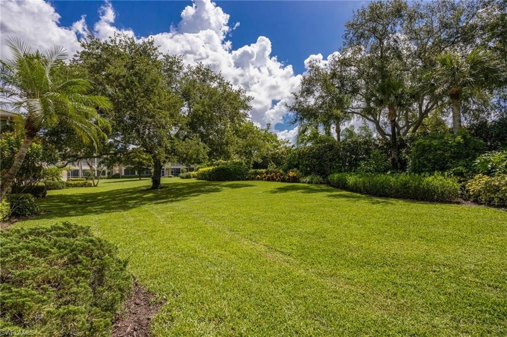 650 Vintage Reserve Cir, Unit 5-A, Naples, FL 34119 Photo