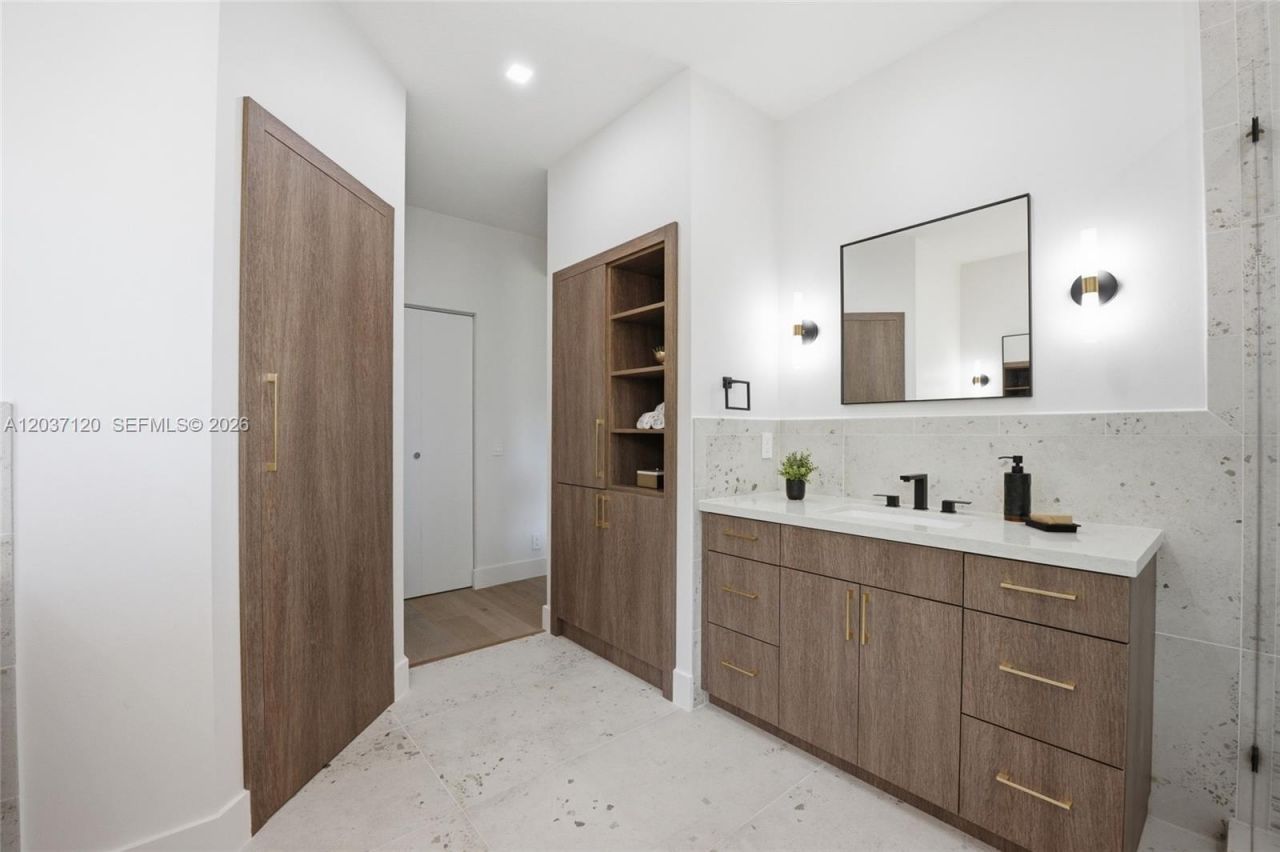 2048 Quail Roost Dr, Weston, FL 33327 Photo