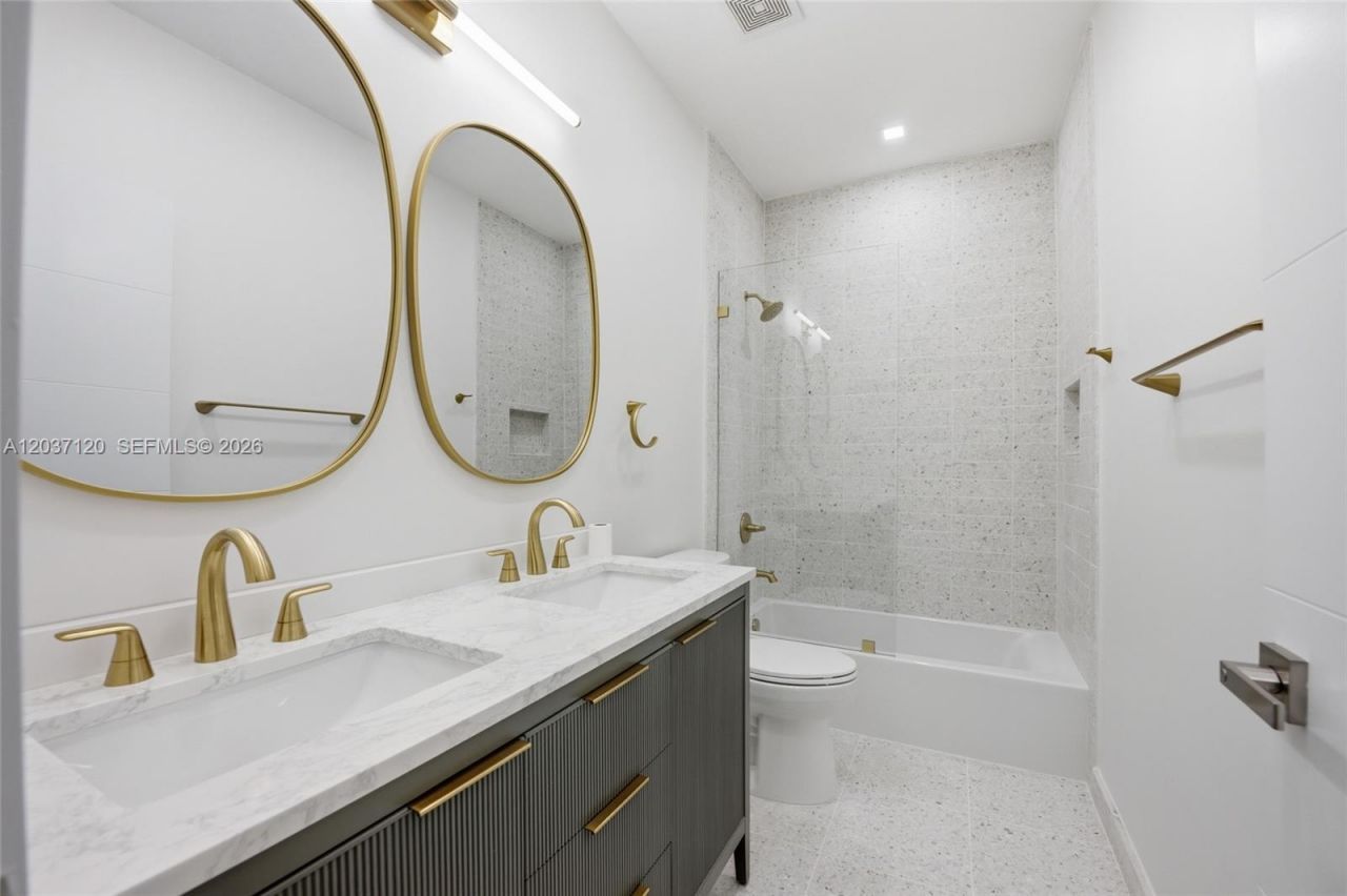 2048 Quail Roost Dr, Weston, FL 33327 Photo