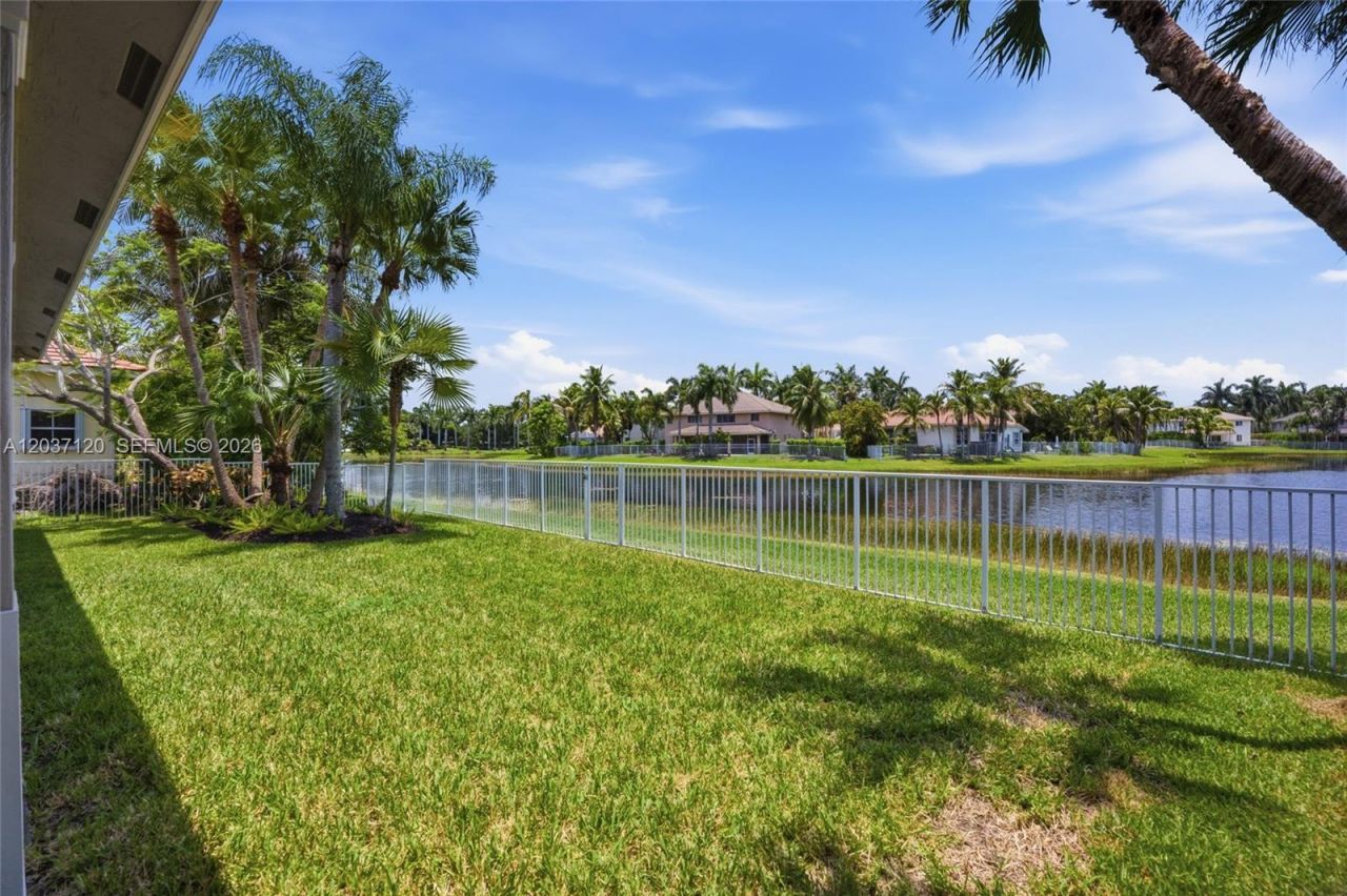 2048 Quail Roost Dr, Weston, FL 33327 Photo