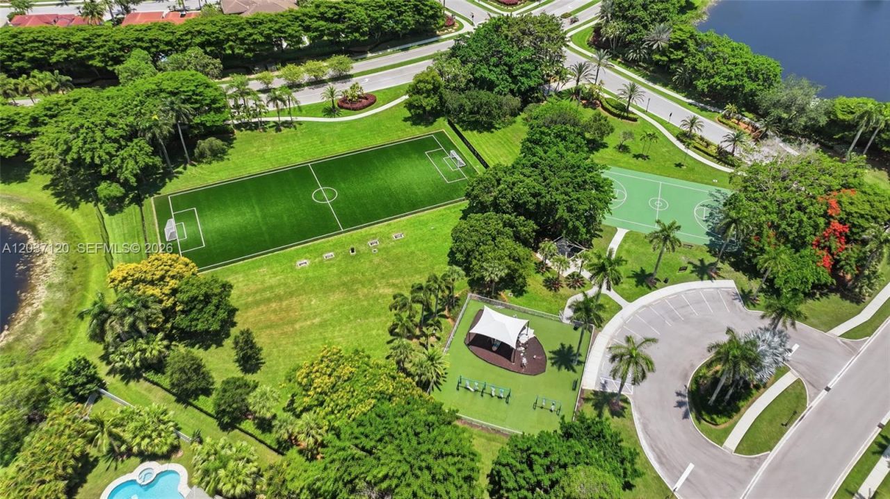 2048 Quail Roost Dr, Weston, FL 33327 Photo