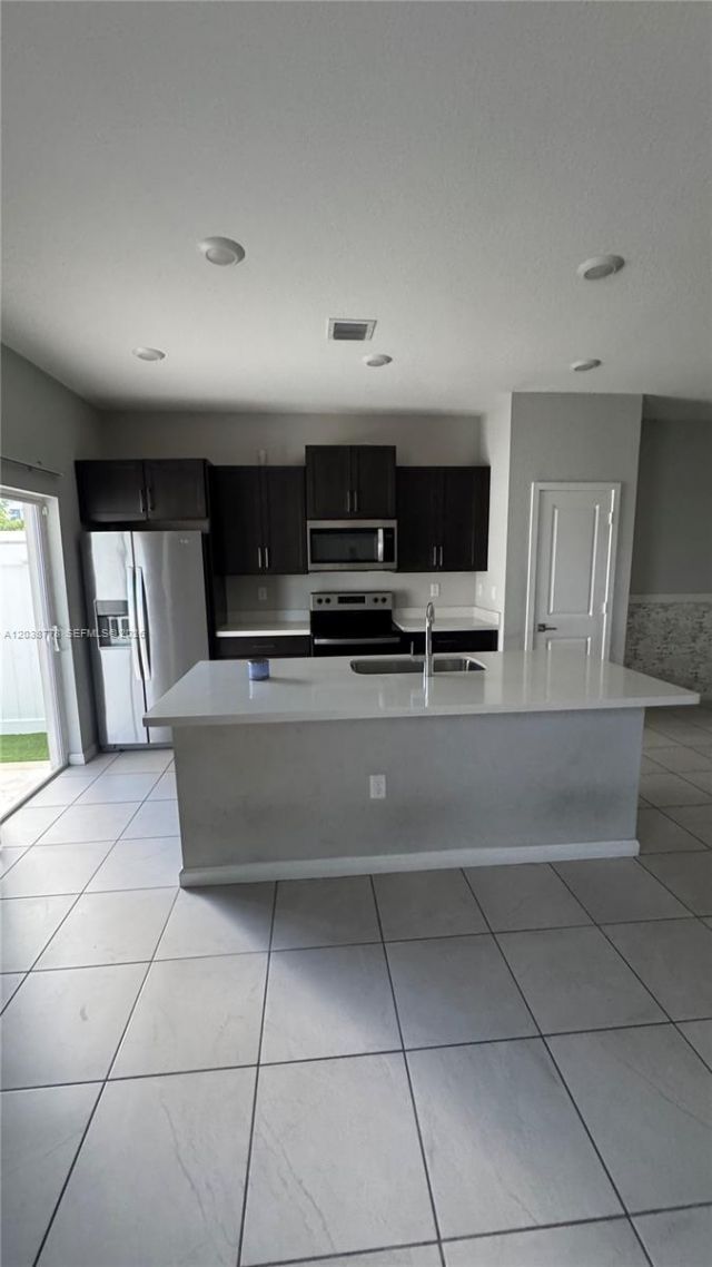 834 SE 16th Ct , Homestead, FL 33034 Photo