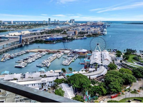 398 NE 5th St, Miami, FL 33132