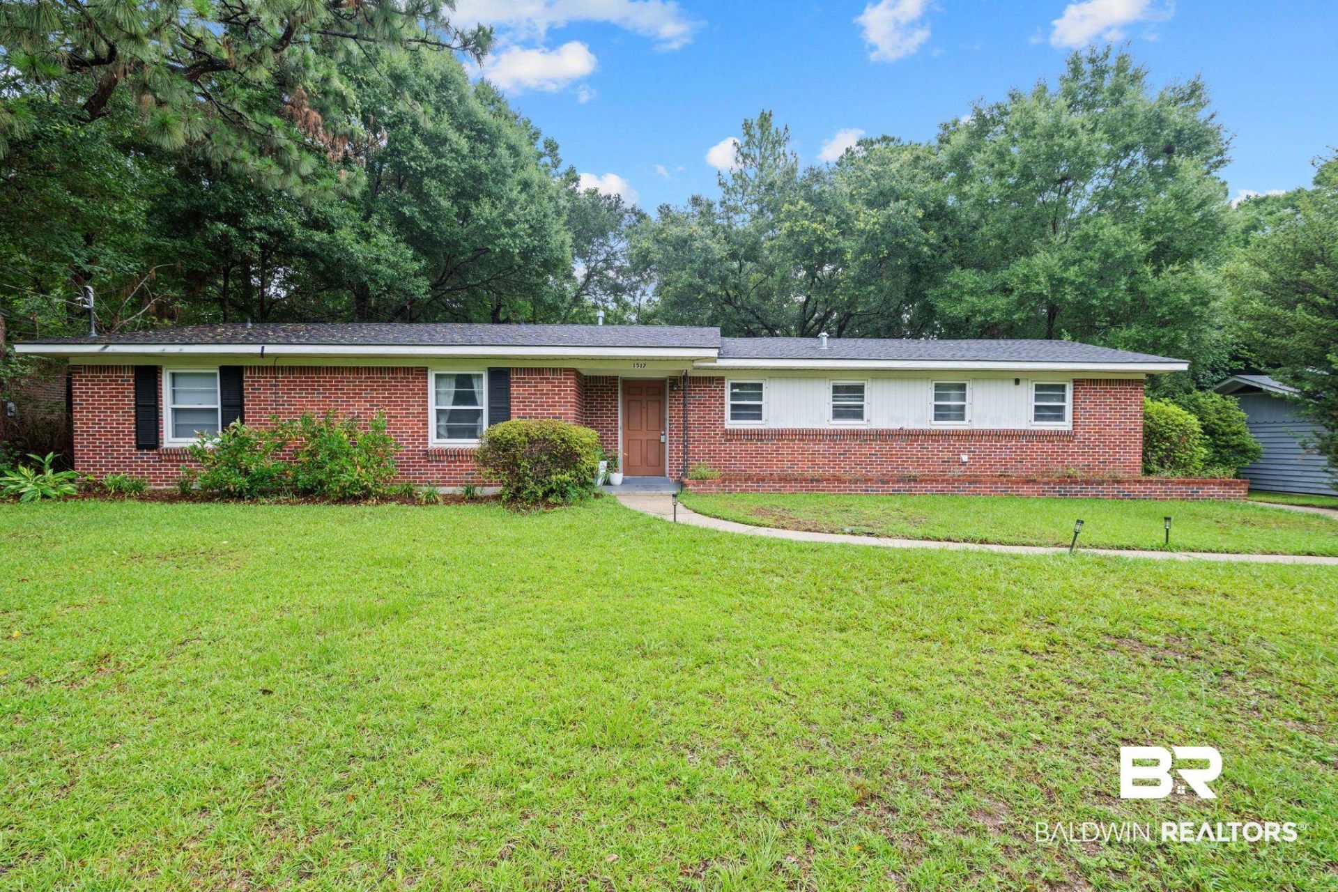 1517 Montpelier, Mobile, AL 36693 Main Photo