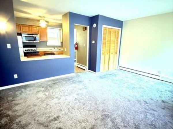 265 Elm 263, ELMWOOD PARK, NJ 07407