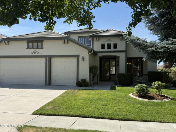 6756 Cinnamon Drive, Sparks, NV 89436