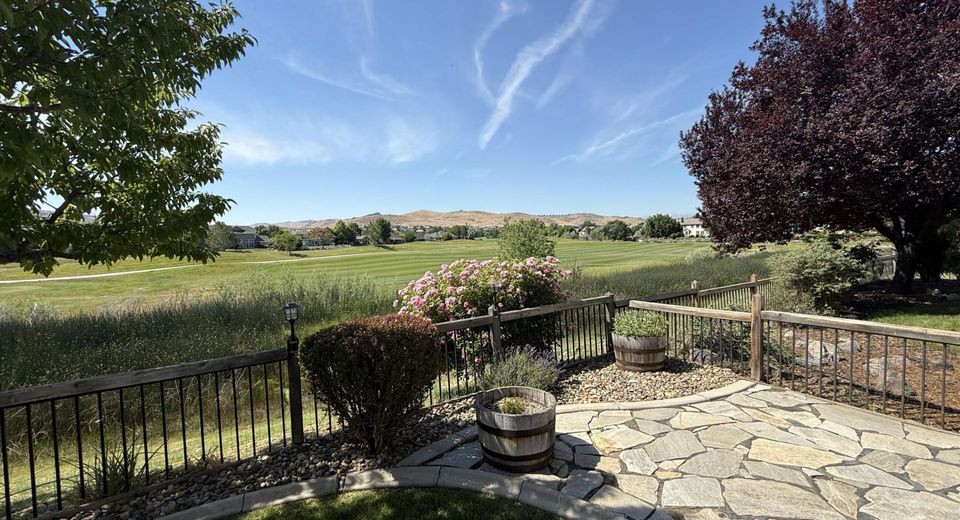 6756 Cinnamon Drive, Sparks, NV 89436 Photo