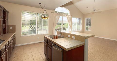 6756 Cinnamon Drive, Sparks, NV 89436 Photo