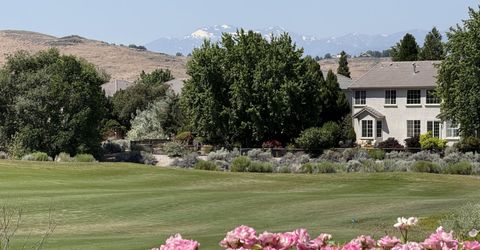 6756 Cinnamon Drive, Sparks, NV 89436 Photo