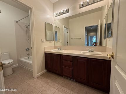 6756 Cinnamon Drive, Sparks, NV 89436 Photo