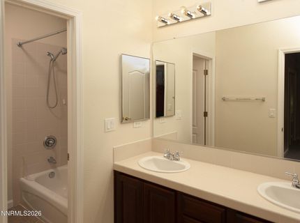 6756 Cinnamon Drive, Sparks, NV 89436 Photo