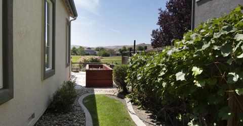 6756 Cinnamon Drive, Sparks, NV 89436 Photo