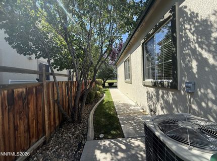 6756 Cinnamon Drive, Sparks, NV 89436 Photo