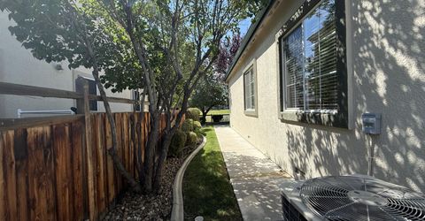 6756 Cinnamon Drive, Sparks, NV 89436 Photo