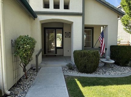 6756 Cinnamon Drive, Sparks, NV 89436 Photo