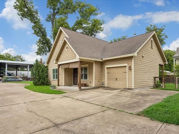 3211 Holton ST , Unit 3211B, Austin, TX 78702