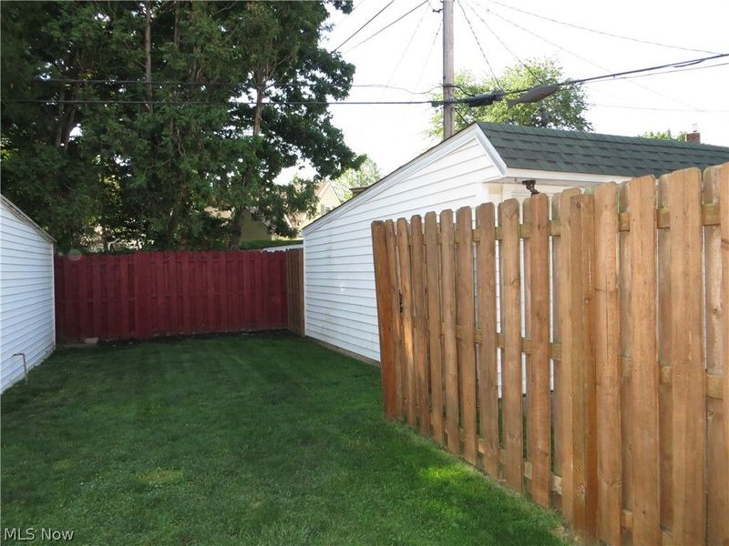 4347 Redding Road, Cleveland, OH 44109 Photo 6