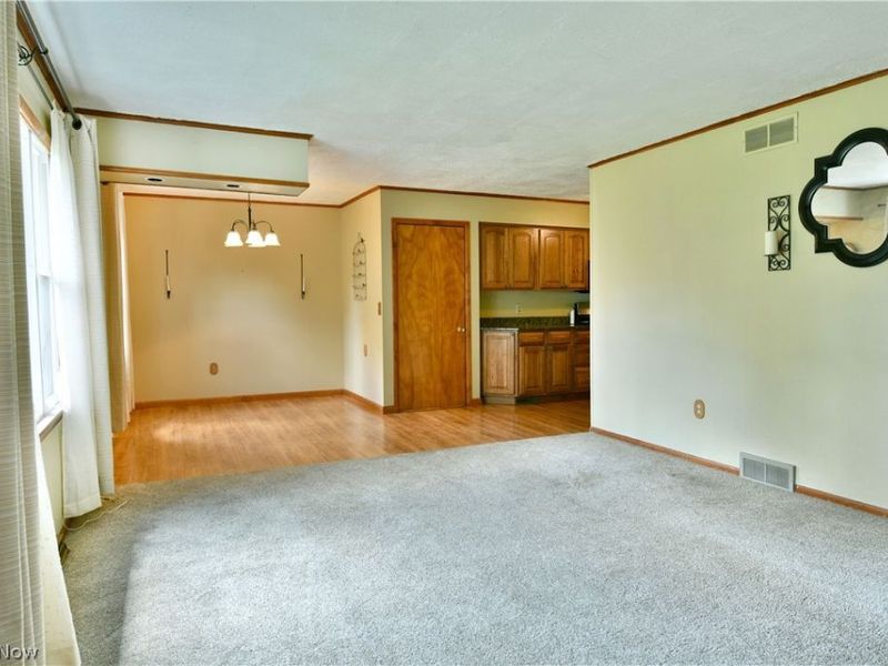 364 Mackey Drive, Vienna, OH 44473 Photo 10
