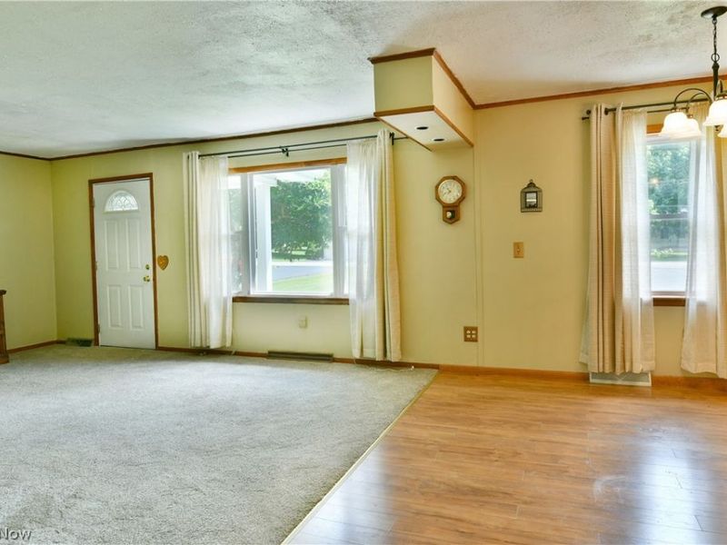 364 Mackey Drive, Vienna, OH 44473 Photo 12