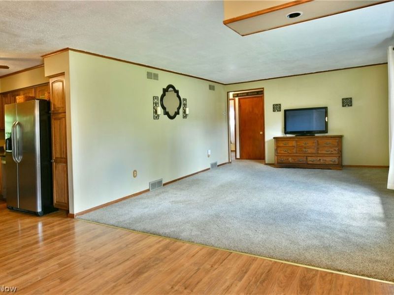 364 Mackey Drive, Vienna, OH 44473 Photo 14