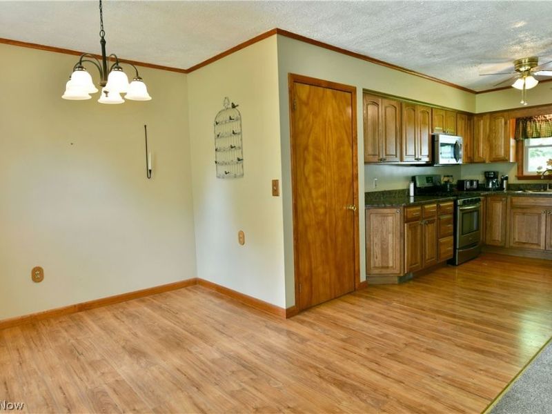 364 Mackey Drive, Vienna, OH 44473 Photo 16