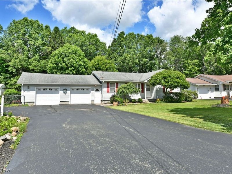 364 Mackey Drive, Vienna, OH 44473 Photo 2