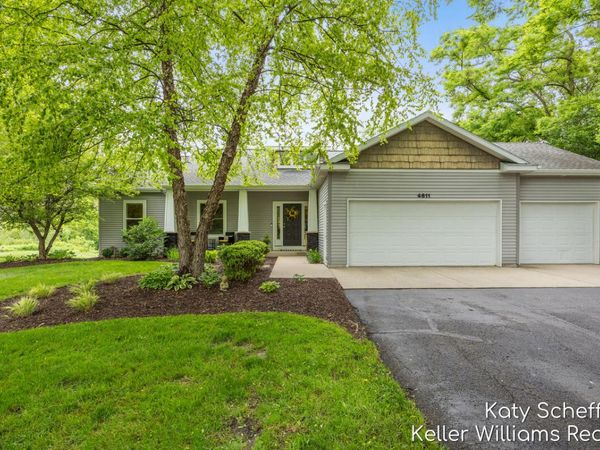 4611 Windcliff Drive NE, Rockford, MI 49341