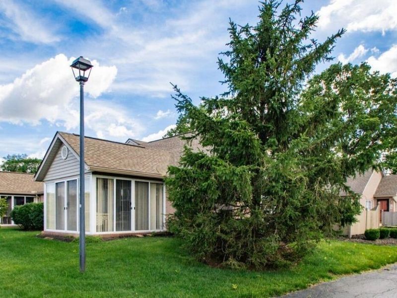 1244 Amberlea Drive E, Unit 18, Columbus, OH 43230 Photo 18