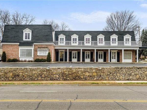 4800 Rainbow Boulevard, Westwood, KS 66205
