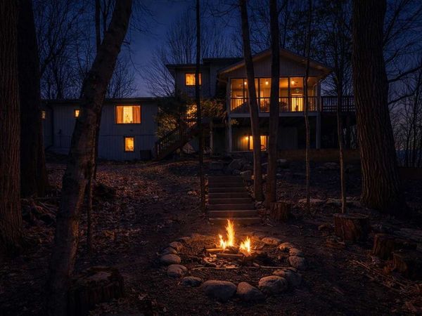 151 Choctaw Circle, Chanhassen, MN 55317