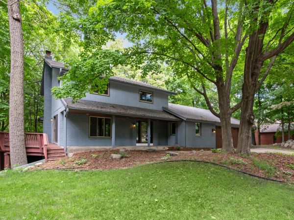151 Choctaw Circle , Chanhassen, MN 55317