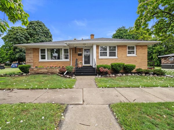 2320 51st St, Kenosha, WI 53140